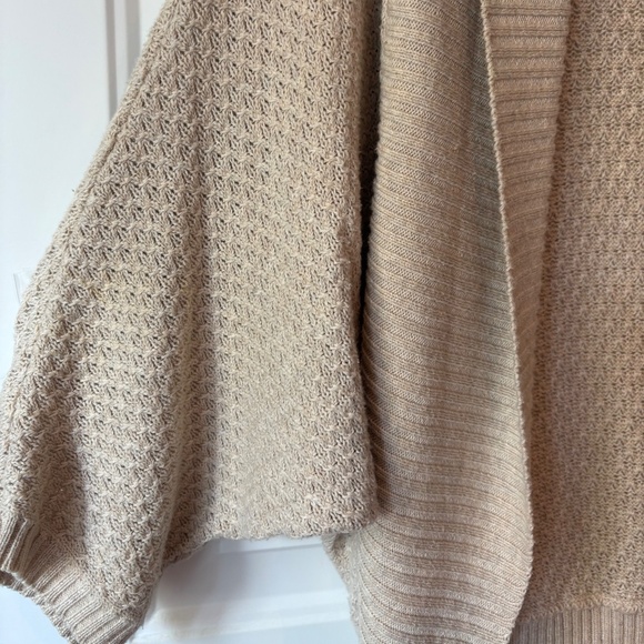 Women's Shawl Sweater, Tan Cardigan, Size XL, 3/4 Length Sleeve, It's Our Time - Picture 3 of 5